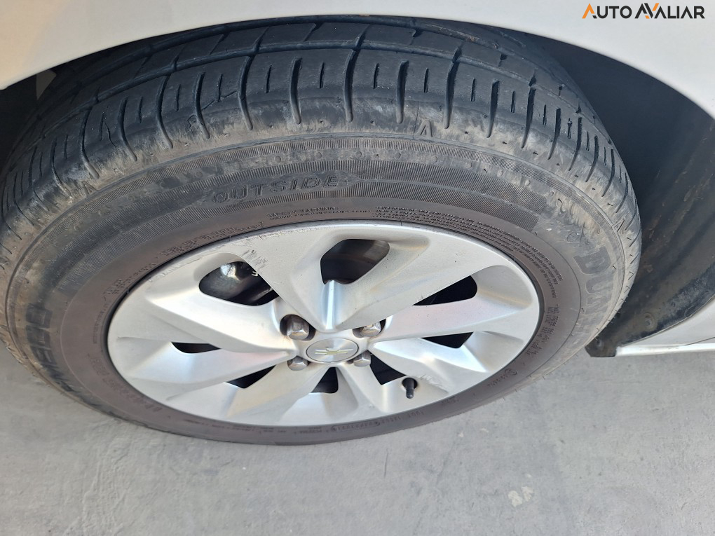 CHEVROLET ONIX 1.0 TURBO FLEX LT MANUAL