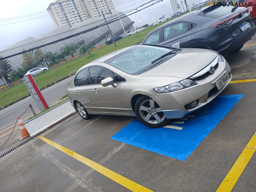 HONDA CIVIC 1.8 LXS 16V FLEX 4P MANUAL