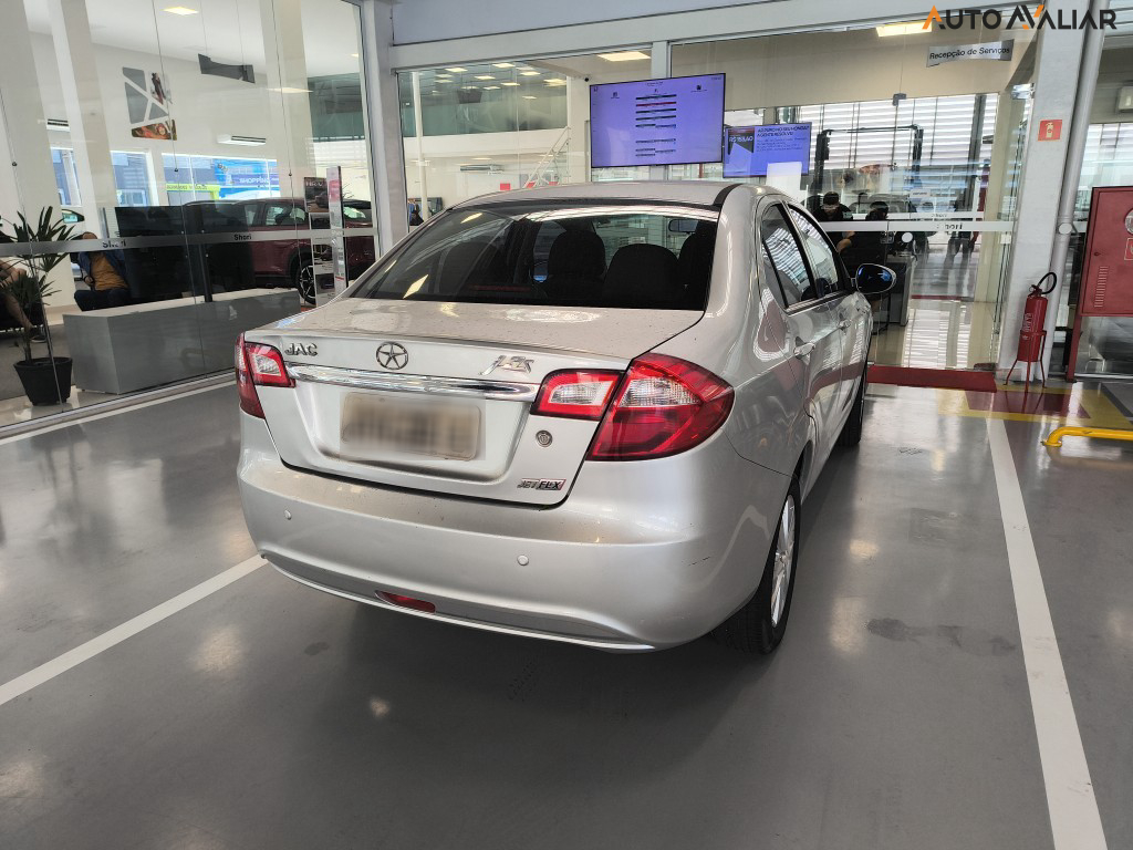 JAC J3 1.5 S 16V FLEX 4P MANUAL