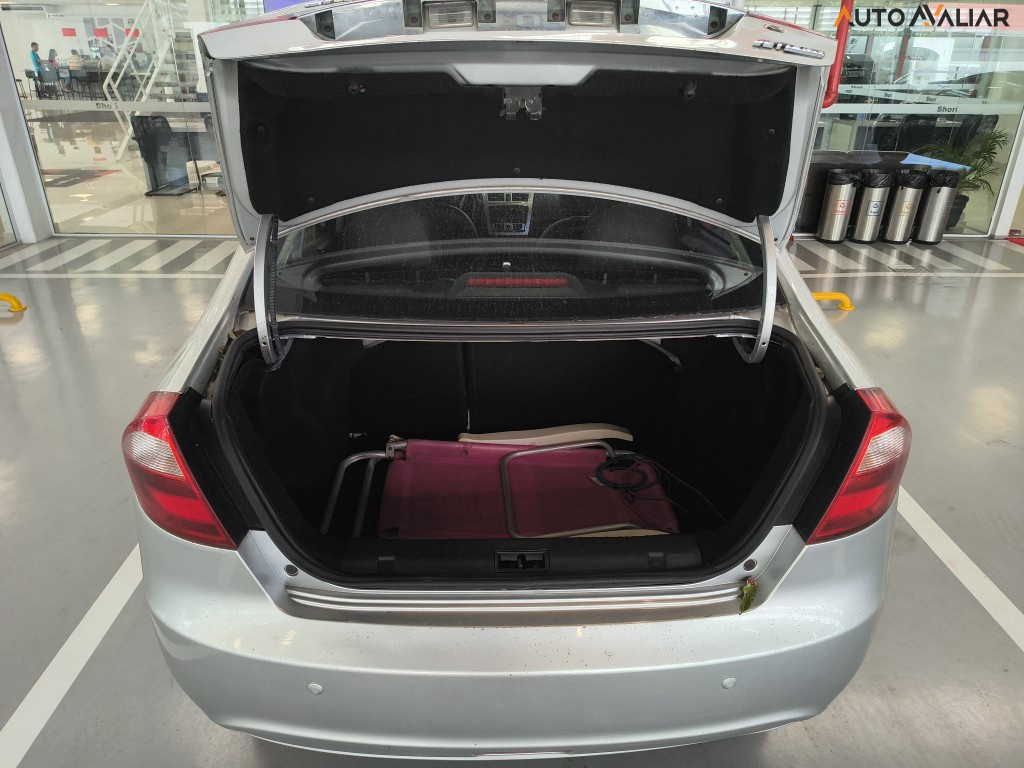 JAC J3 1.5 S 16V FLEX 4P MANUAL