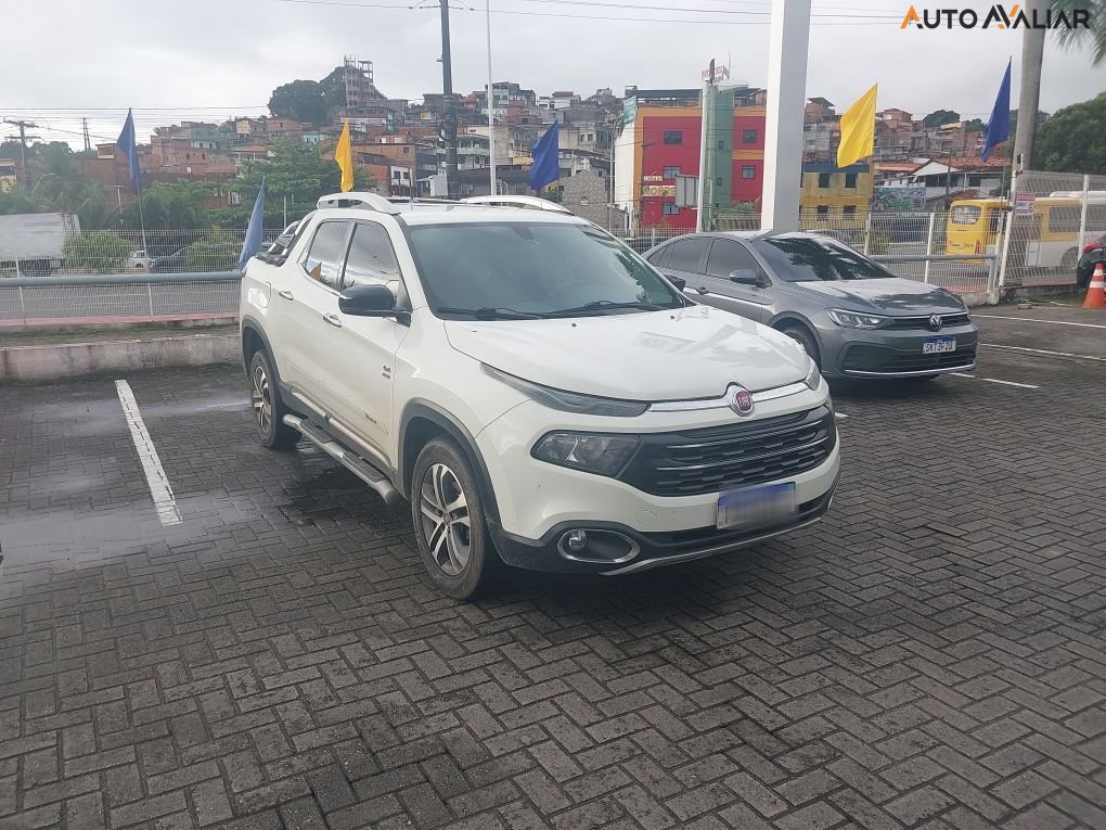 FIAT TORO 2.0 16V TURBO DIESEL VOLCANO 4WD AT9