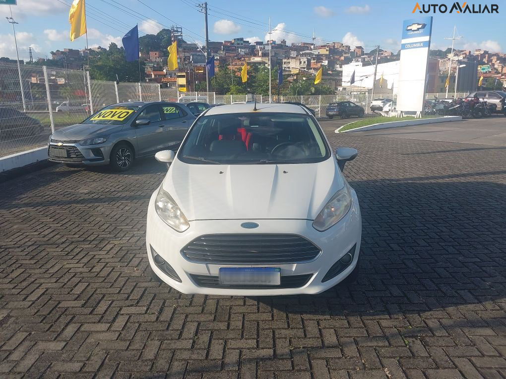 FORD FIESTA 1.6 TITANIUM HATCH 16V FLEX 4P POWERSHIFT