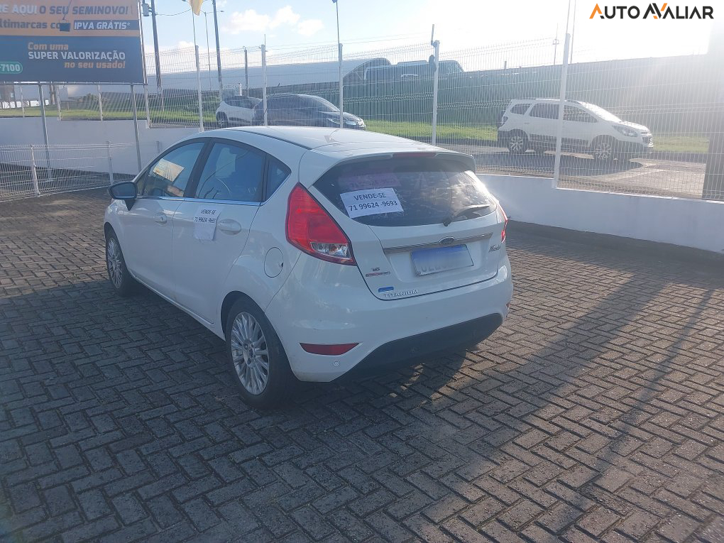 FORD FIESTA 1.6 TITANIUM HATCH 16V FLEX 4P POWERSHIFT