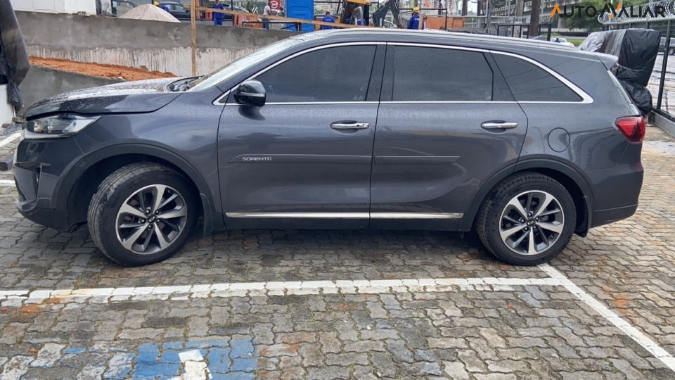 KIA SORENTO 2.4 16V GASOLINA EX 7L AUTOMATICO