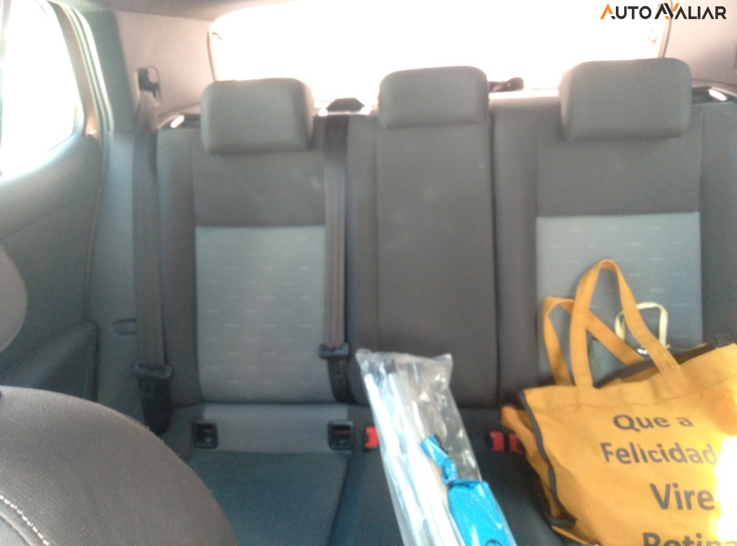 VOLKSWAGEN T-CROSS 1.0 200 TSI TOTAL FLEX COMFORTLINE AUTOMATICO