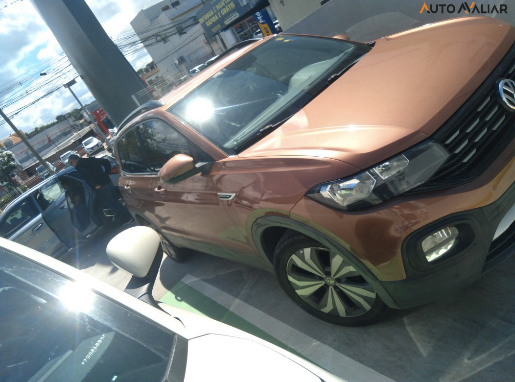 VOLKSWAGEN T-CROSS 1.0 200 TSI TOTAL FLEX COMFORTLINE AUTOMATICO