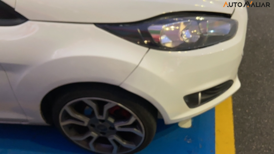 FORD FIESTA 1.6 SE HATCH 16V FLEX 4P POWERSHIFT
