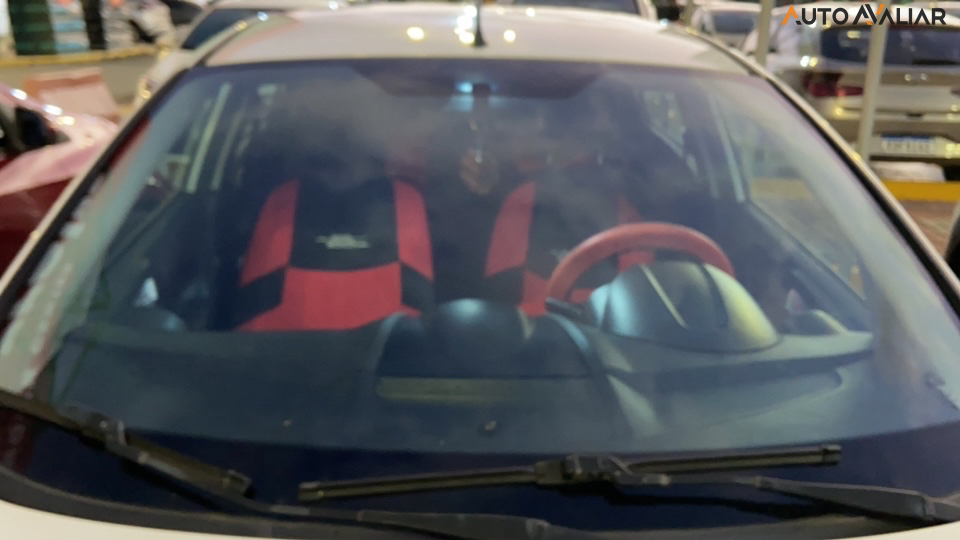 FORD FIESTA 1.6 SE HATCH 16V FLEX 4P POWERSHIFT