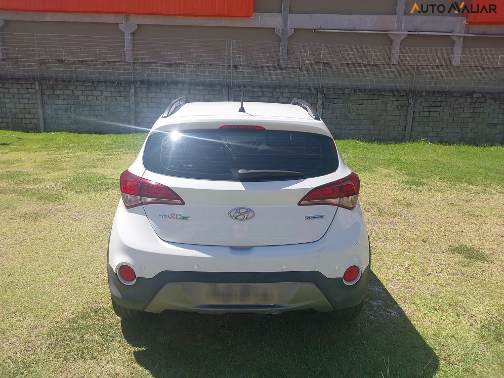 HYUNDAI HB20X 1.6 16V STYLE FLEX 4P AUTOMATICO