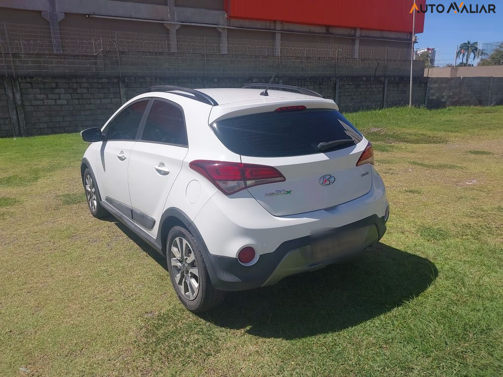 HYUNDAI HB20X 1.6 16V STYLE FLEX 4P AUTOMATICO