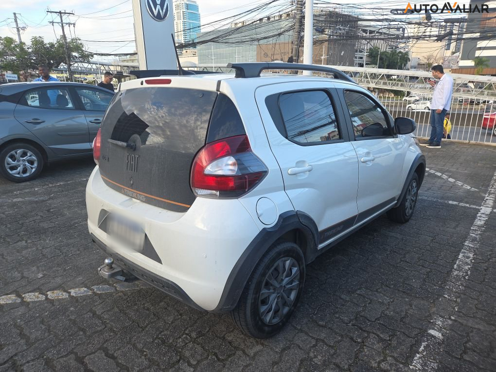 FIAT MOBI 1.0 EVO FLEX TREKKING MANUAL