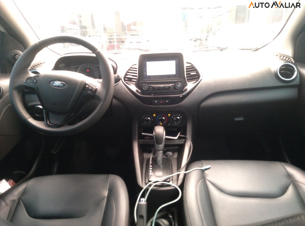 FORD KA 1.5 TI-VCT FLEX TITANIUM SEDAN AUTOMATICO