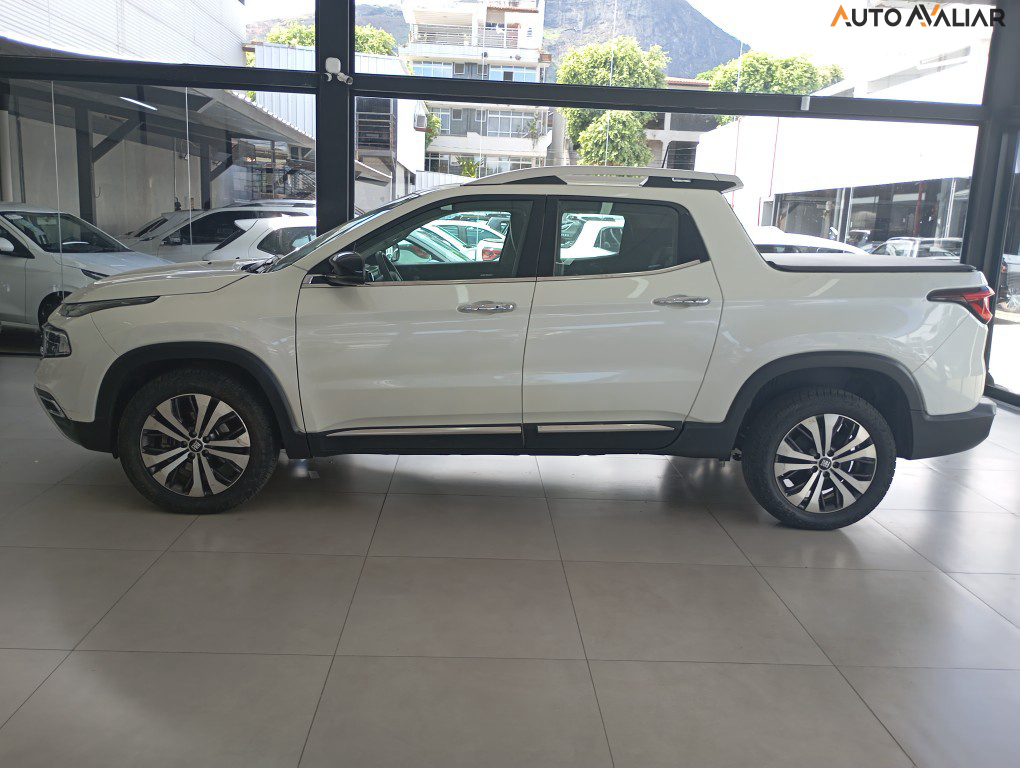 FIAT TORO 2.0 16V TURBO DIESEL VOLCANO 4WD AT9