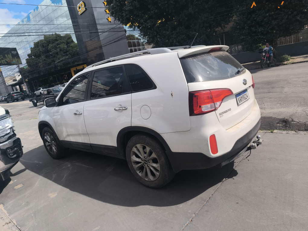 KIA SORENTO 2.4 16V GASOLINA EX AUTOMATICO