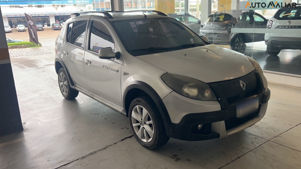 RENAULT SANDERO 1.6 STEPWAY 16V FLEX 4P AUTOMATICO