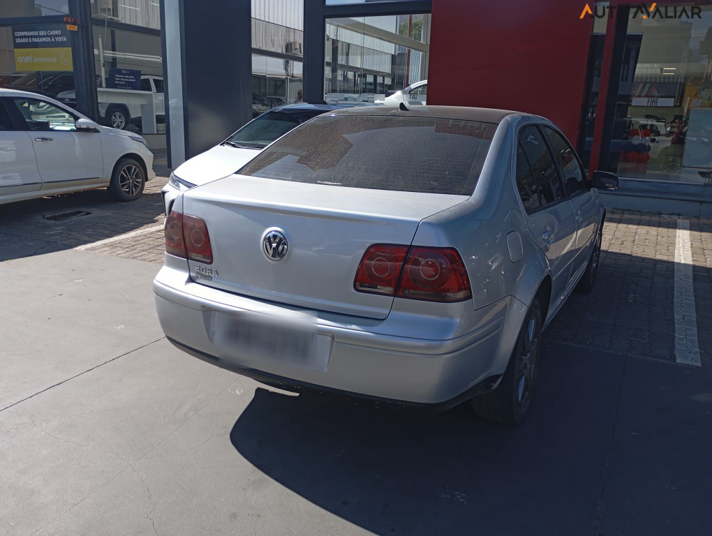 VOLKSWAGEN BORA 2.0 MI 8V FLEX 4P AUTOMATICO