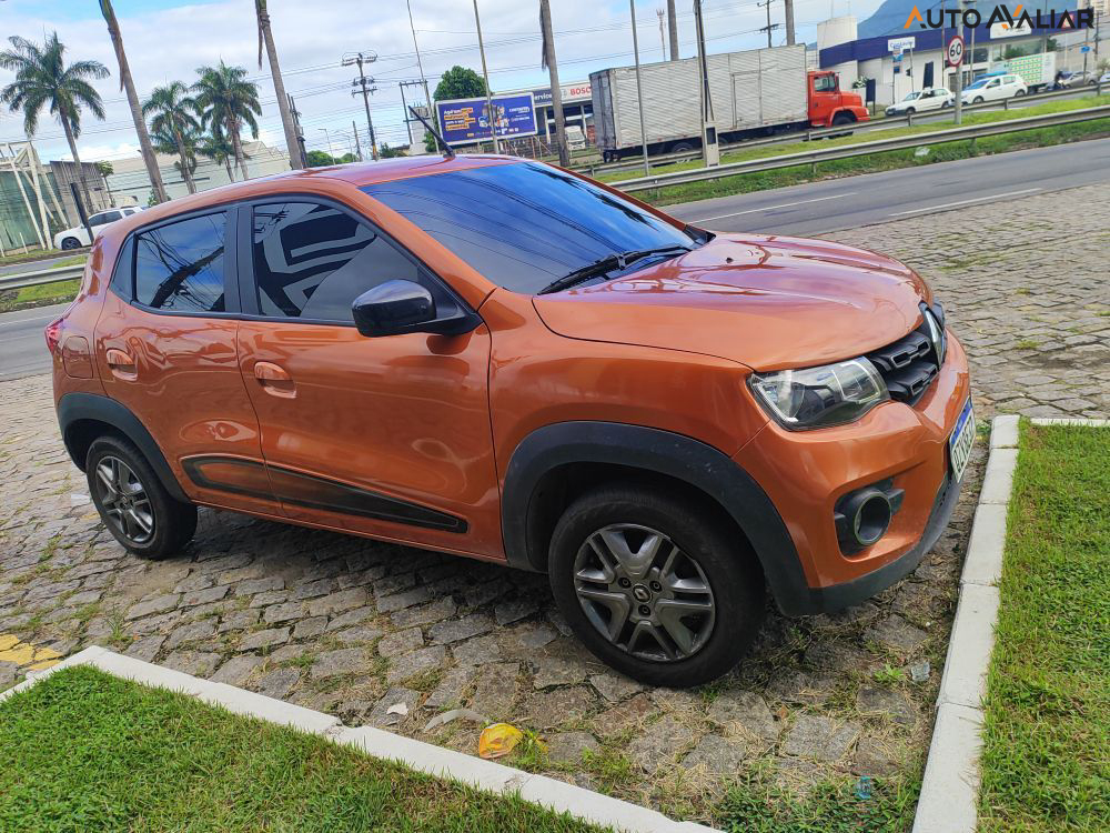 RENAULT KWID 1.0 12V SCE FLEX INTENSE MANUAL
