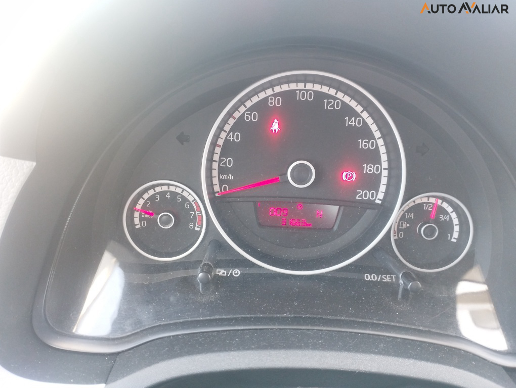VOLKSWAGEN UP 1.0 MPI MOVE UP 12V FLEX 4P AUTOMATIZADO