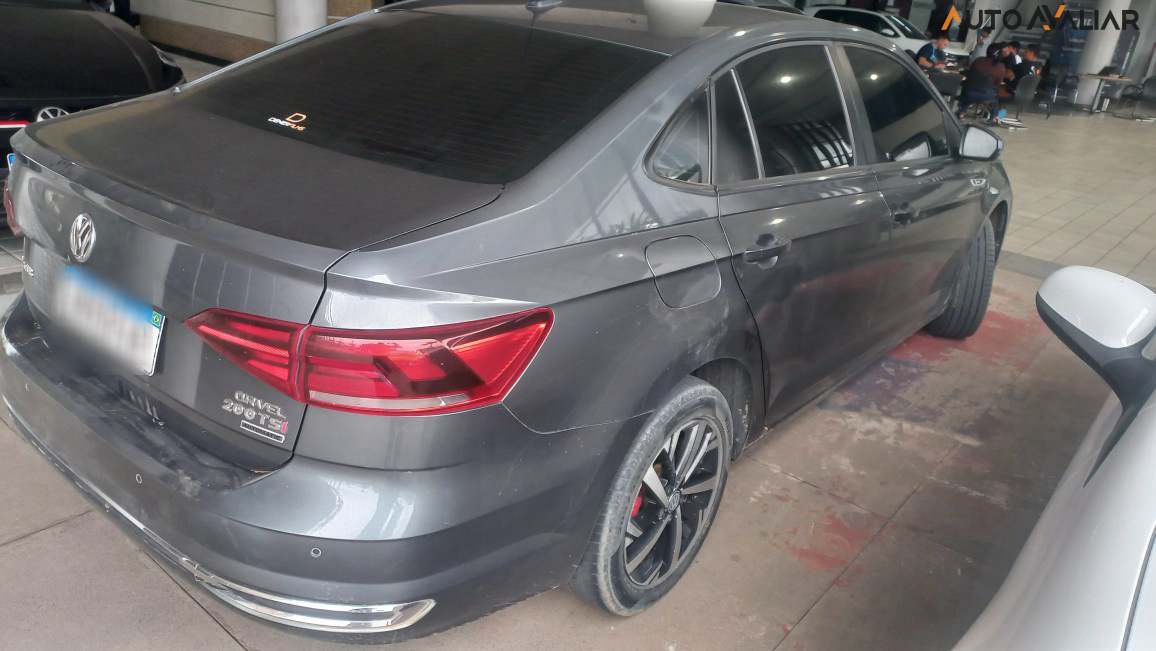 VOLKSWAGEN VIRTUS 1.0 200 TSI HIGHLINE AUTOMATICO