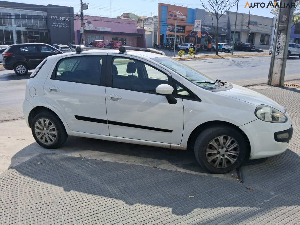 FIAT PUNTO 1.4 ATTRACTIVE 8V FLEX 4P MANUAL