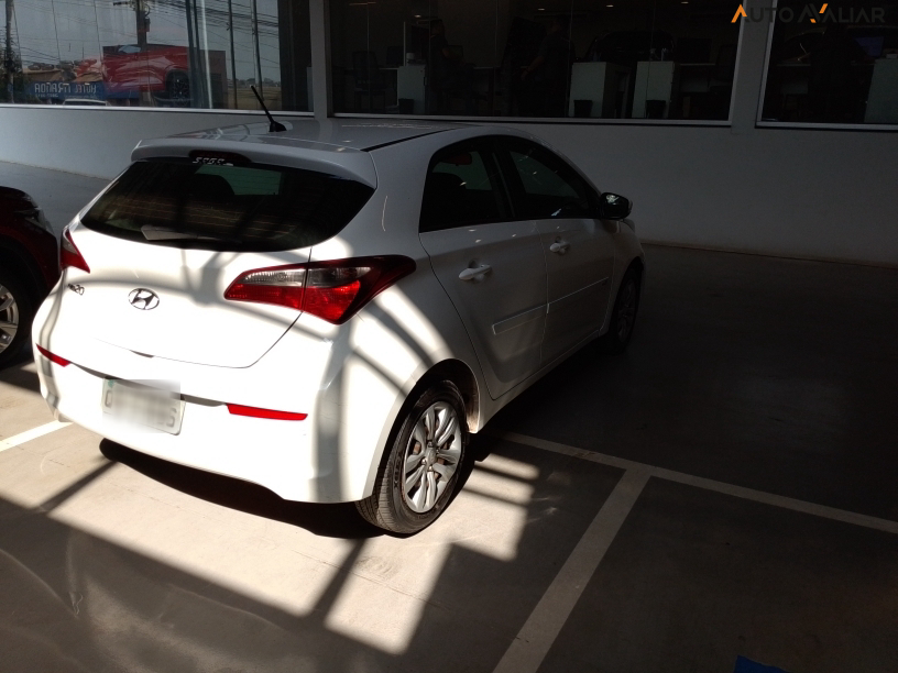 HYUNDAI HB20 1.0 COMFORT 12V FLEX 4P MANUAL