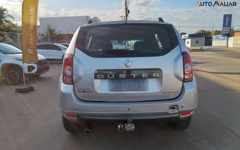 RENAULT DUSTER 2.0 DYNAMIQUE 4X2 16V FLEX 4P AUTOMATICO
