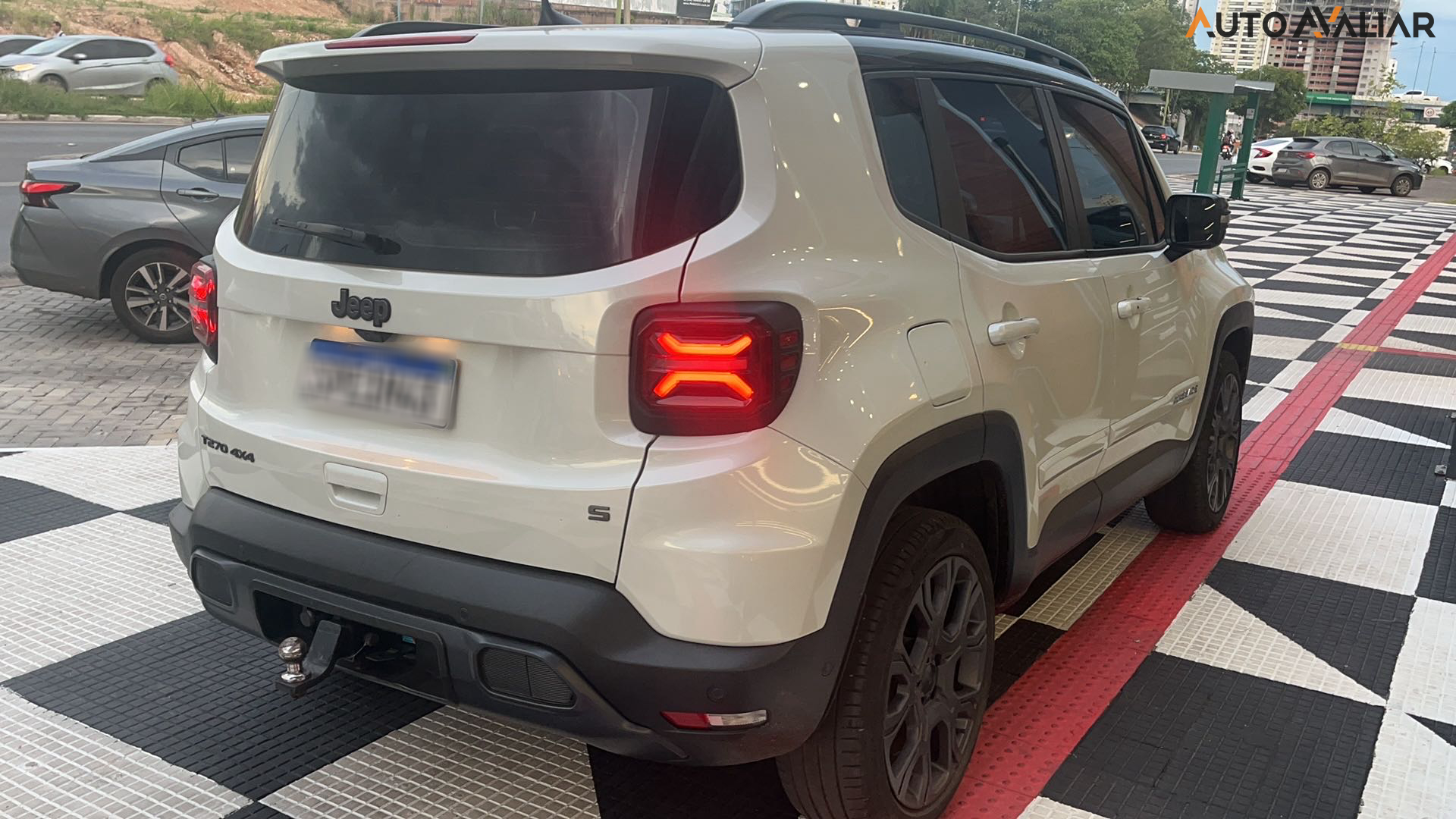 JEEP RENEGADE 1.3 T270 TURBO FLEX S 4X4 AT9