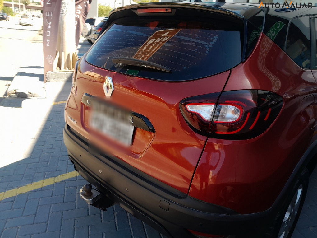 RENAULT CAPTUR 1.6 16V SCE FLEX LIFE X-TRONIC