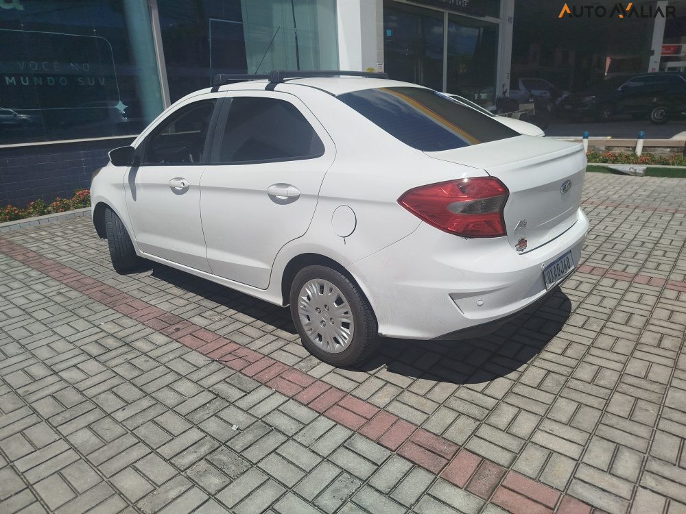 FORD KA 1.5 TI-VCT FLEX SE PLUS SEDAN AUTOMATICO