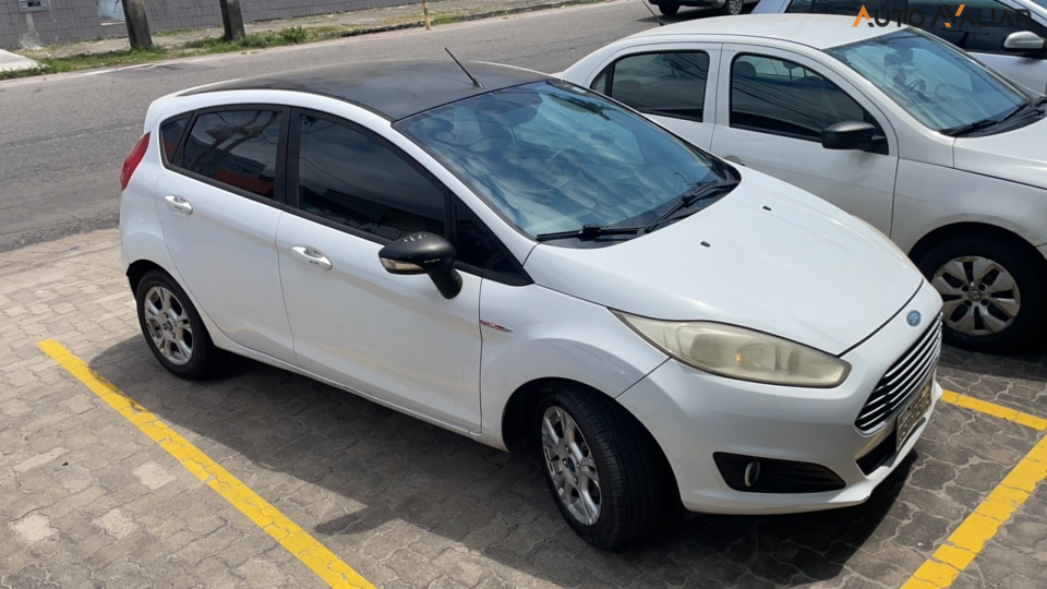 FORD FIESTA 1.6 SE HATCH 16V FLEX 4P MANUAL