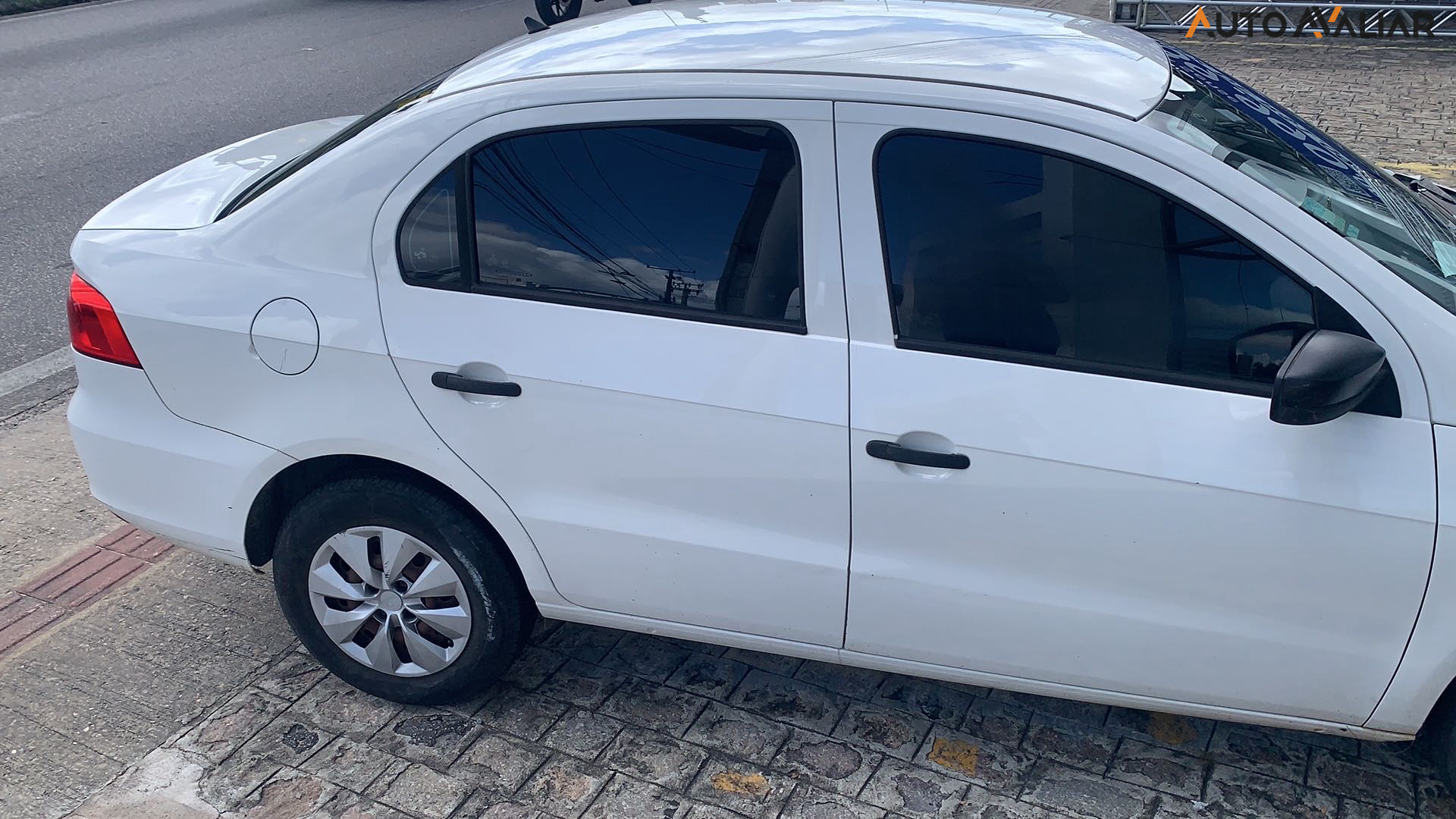 VOLKSWAGEN VOYAGE 1.0 MI TRENDLINE 8V FLEX 4P MANUAL