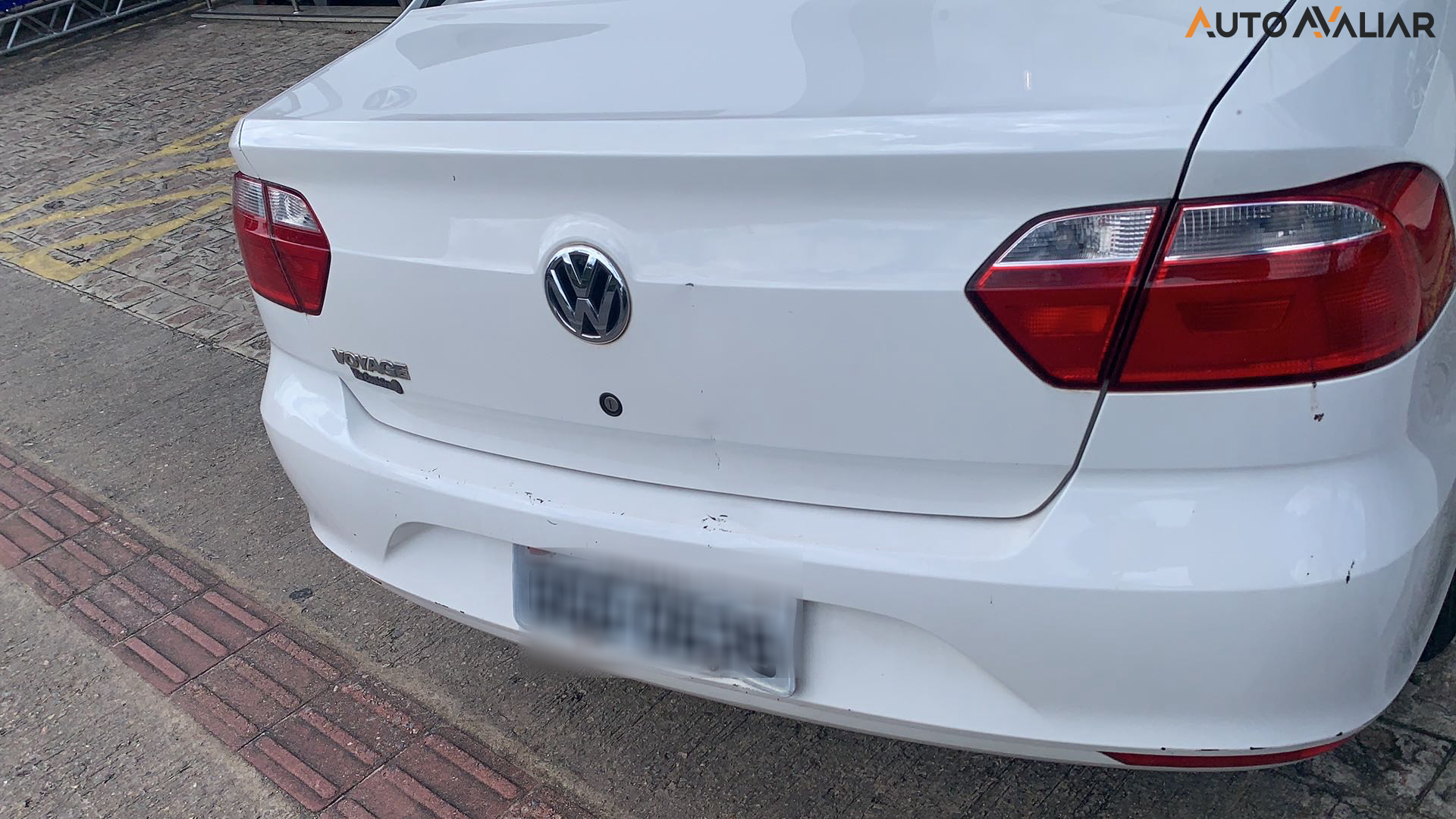 VOLKSWAGEN VOYAGE 1.0 MI TRENDLINE 8V FLEX 4P MANUAL