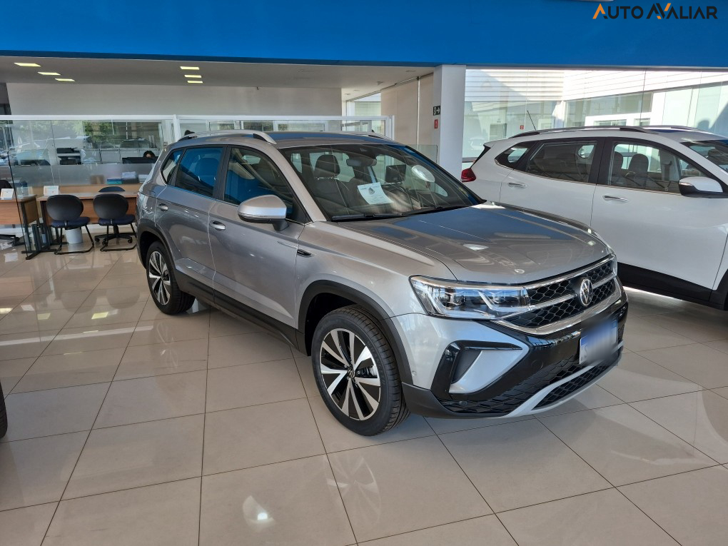 VOLKSWAGEN TAOS 1.4 250 TSI TOTAL FLEX HIGHLINE AUTOMÁTICO