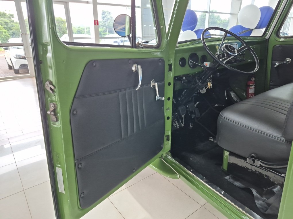 FORD F-75 2.3 4X2 PICK-UP MANUAL