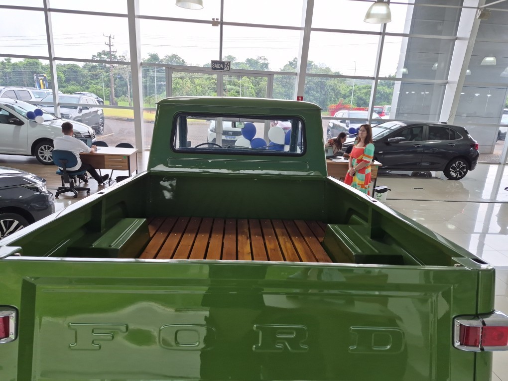 FORD F-75 2.3 4X2 PICK-UP MANUAL