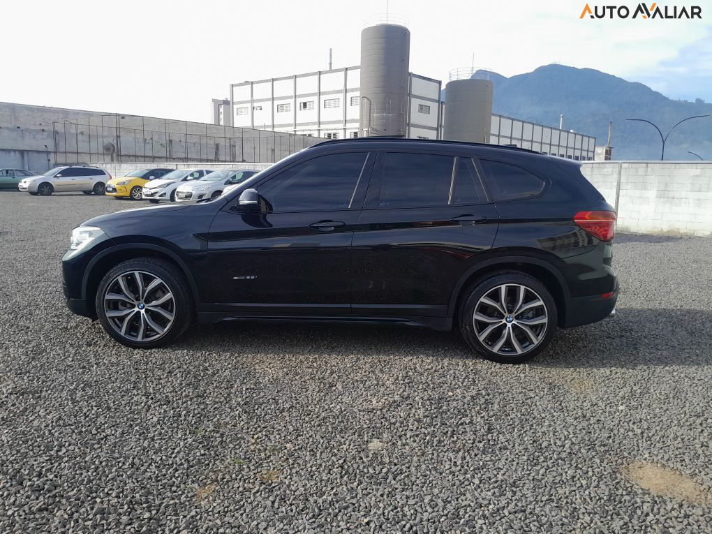 BMW X1 2.0 16V TURBO ACTIVEFLEX XDRIVE25I SPORT 4P AUTOMATICO