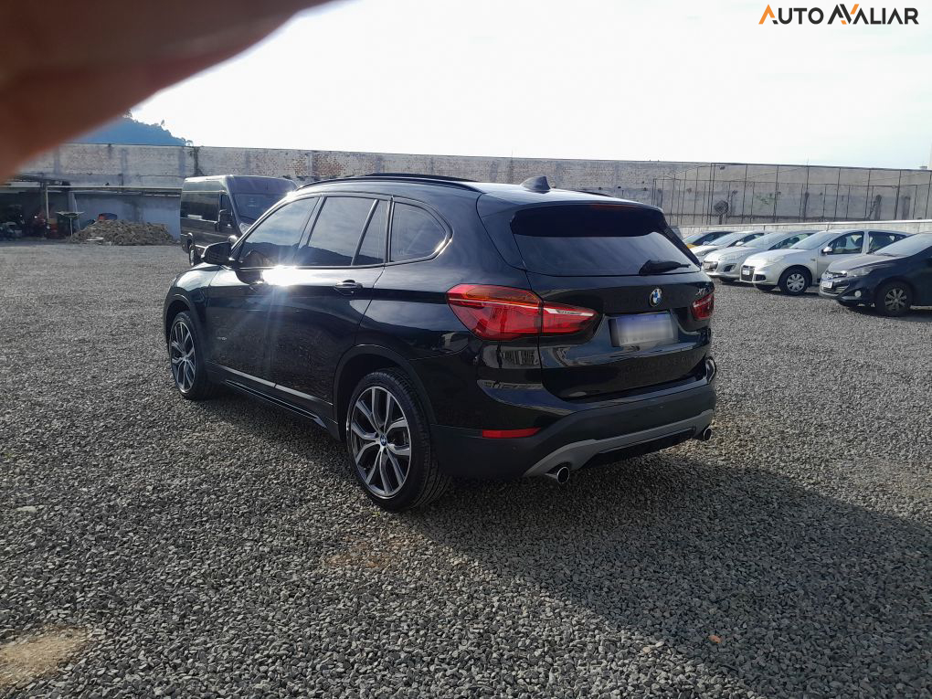 BMW X1 2.0 16V TURBO ACTIVEFLEX XDRIVE25I SPORT 4P AUTOMATICO