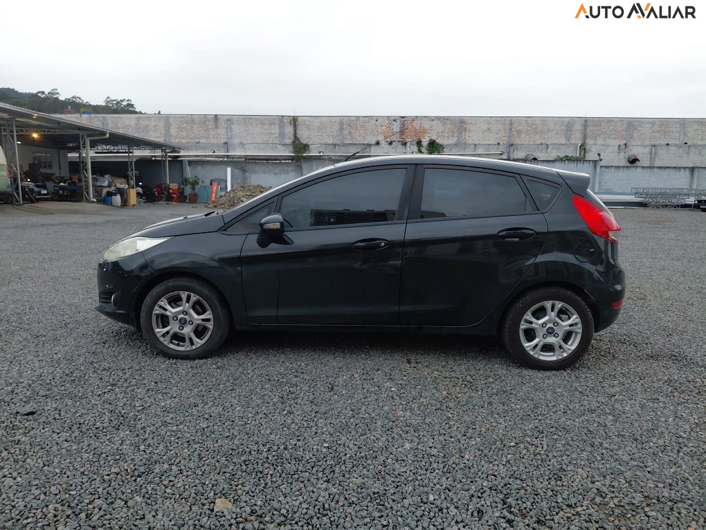 FORD FIESTA 1.6 SE HATCH 16V FLEX 4P AUTOMATICO