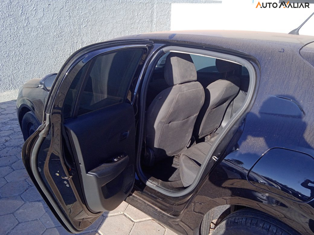 PEUGEOT 208 1.0 FIREFLY FLEX LIKE MANUAL