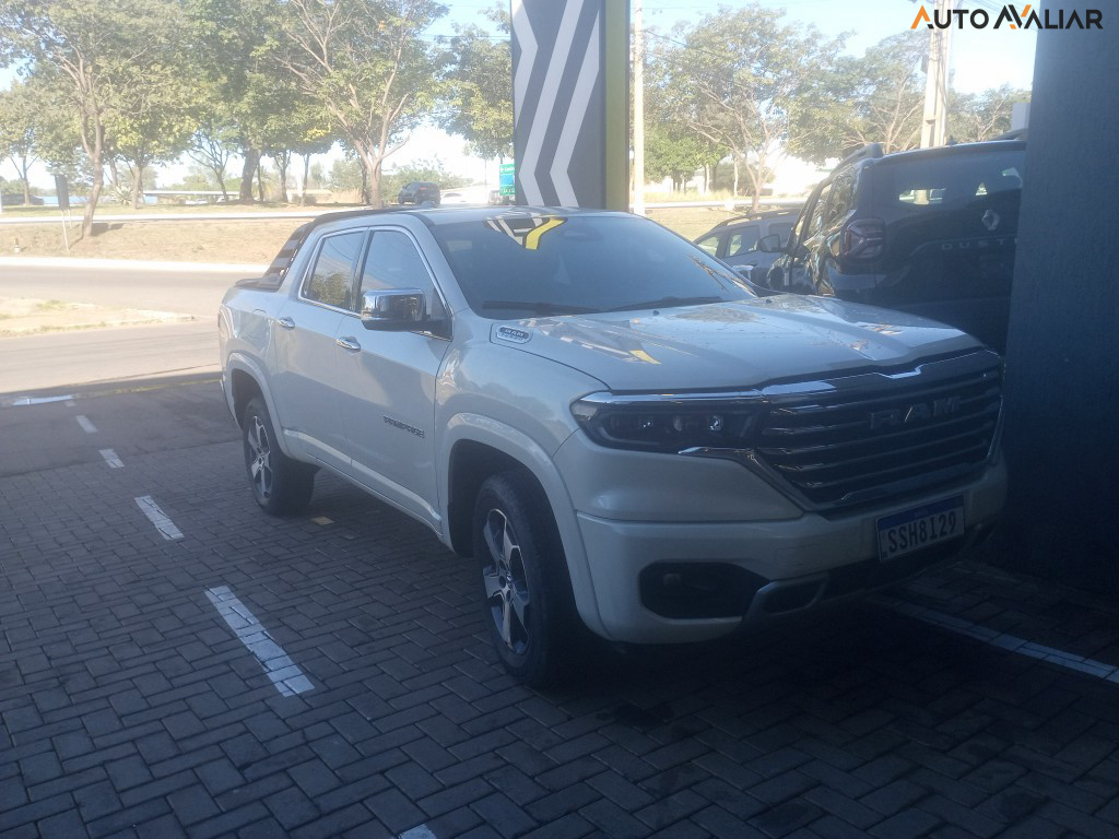 RAM RAMPAGE 2.0 TURBO DIESEL LARAMIE 4X4 AUTOMÁTICO