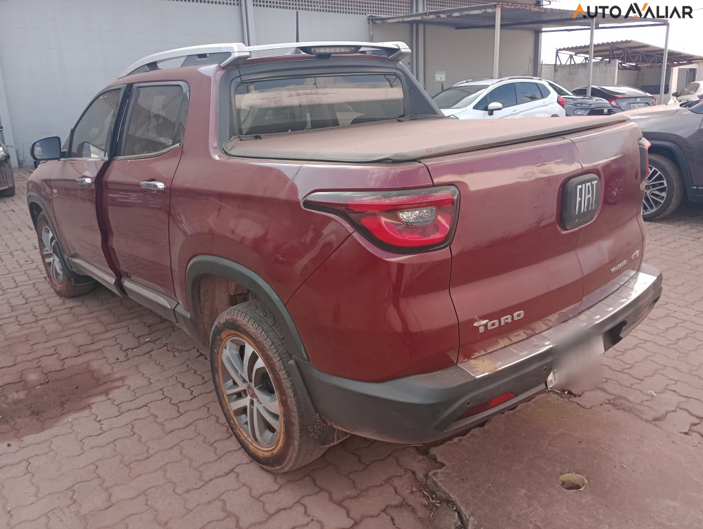 FIAT TORO 2.0 16V TURBO DIESEL VOLCANO 4WD AT9