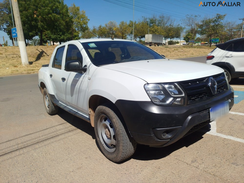 RENAULT OROCH 1.6 16V SCE FLEX EXPRESS MANUAL