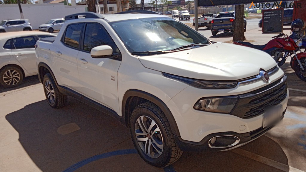 FIAT TORO 2.0 16V TURBO DIESEL FREEDOM MANUAL