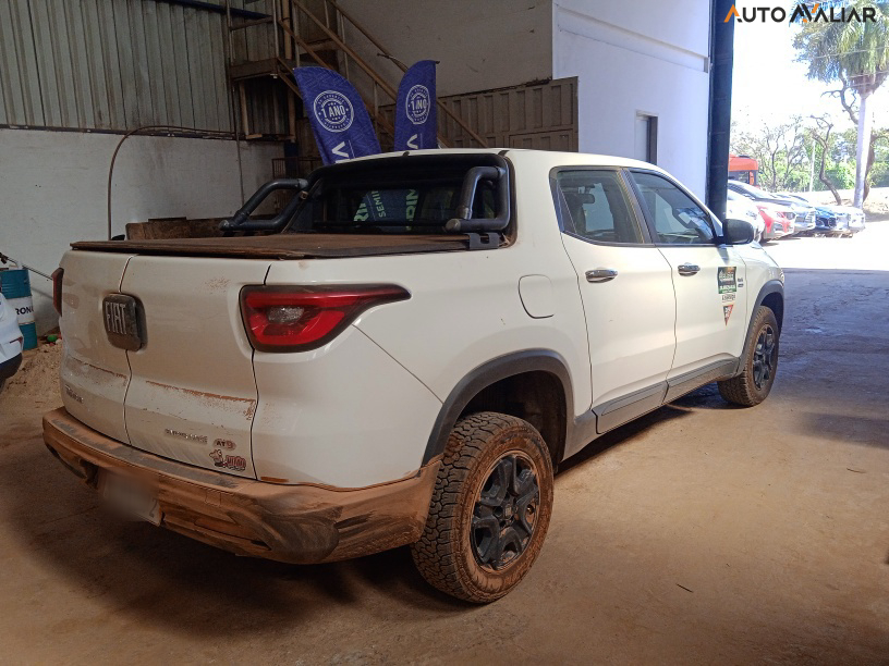 FIAT TORO 2.0 16V TURBO DIESEL ENDURANCE 4WD AT9