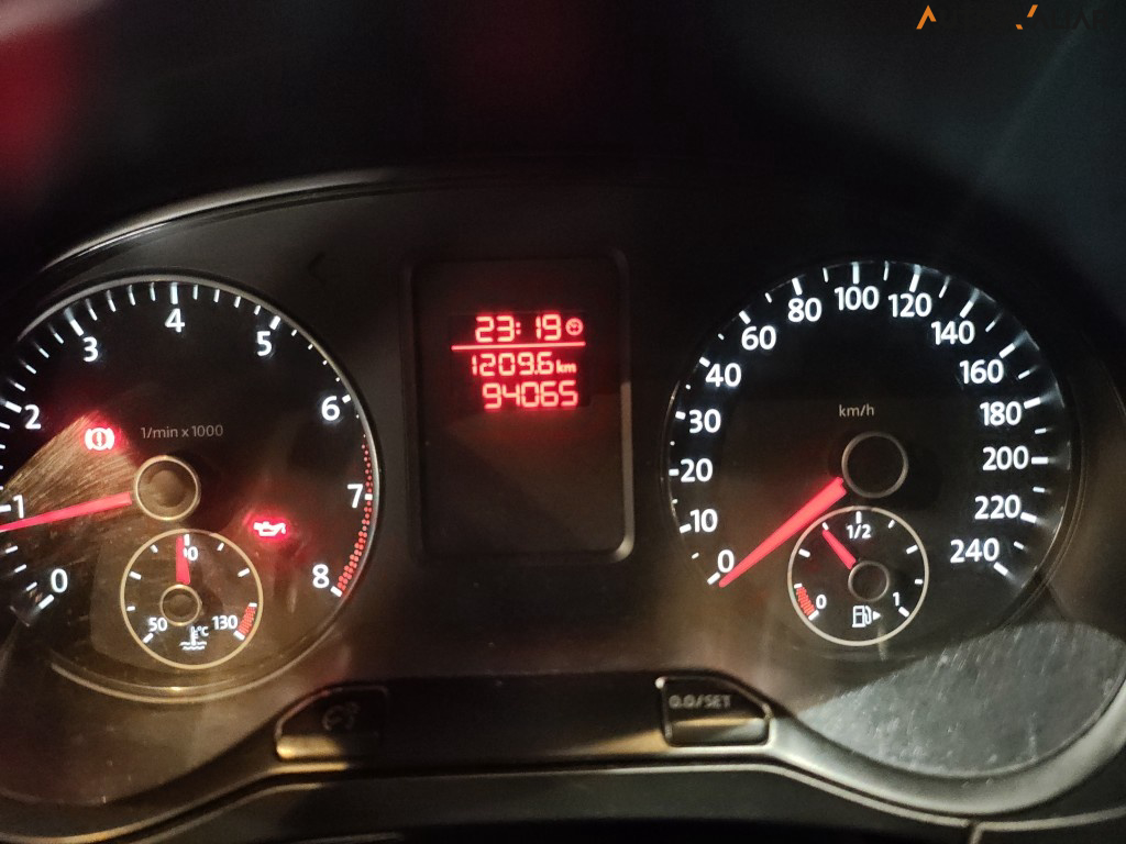 VOLKSWAGEN FOX 1.6 MI 8V FLEX 4P MANUAL