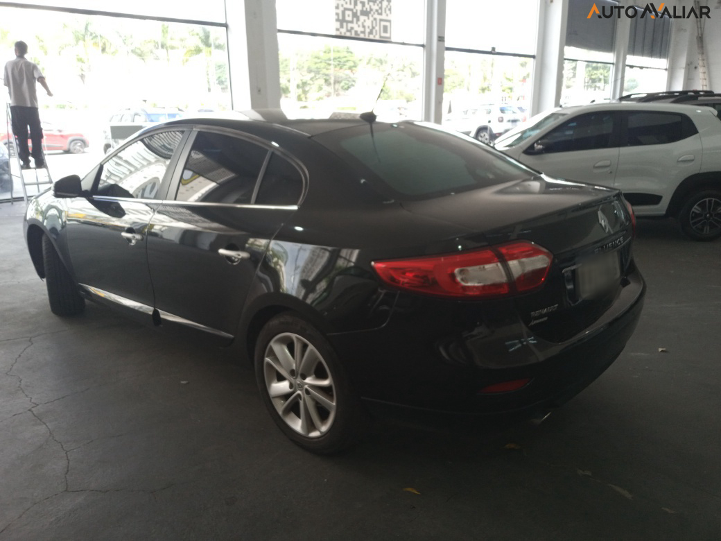 RENAULT FLUENCE 2.0 PRIVILEGE 16V FLEX 4P AUTOMATICO