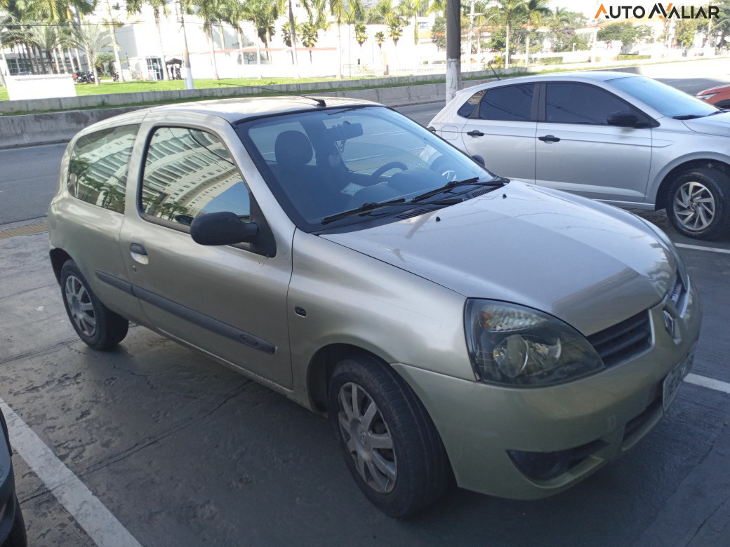 RENAULT CLIO 1.0 16V FLEX 2P MANUAL