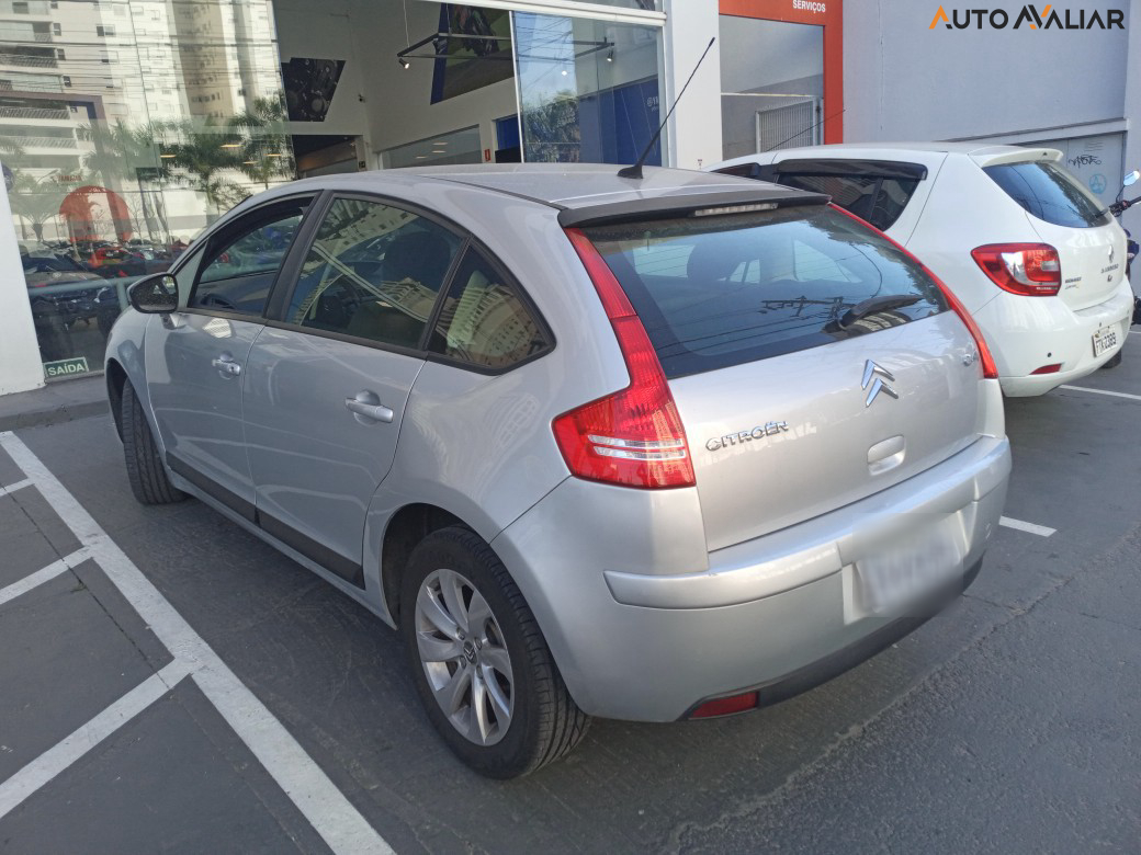 CITROEN C4 2.0 GLX 16V FLEX 4P AUTOMATICO