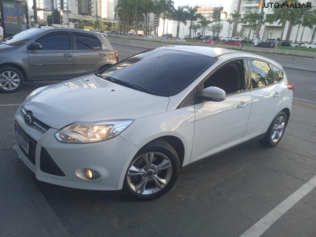 FORD FOCUS 1.6 S 16V FLEX 4P POWERSHIFT