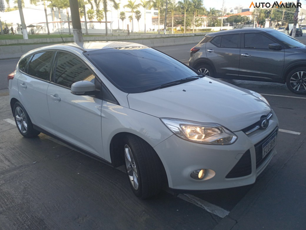 FORD FOCUS 1.6 S 16V FLEX 4P POWERSHIFT